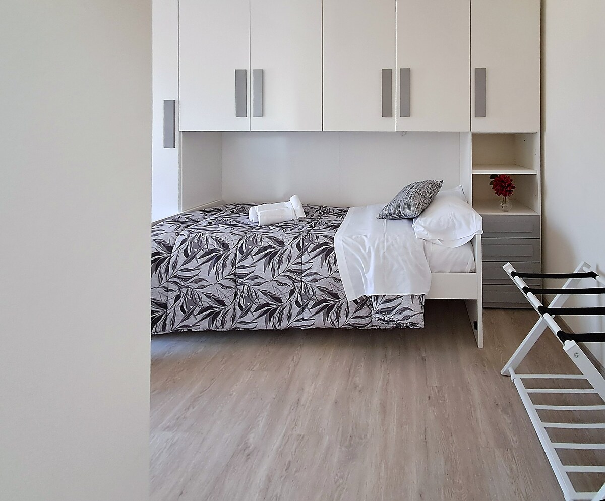 საძინებელი 4