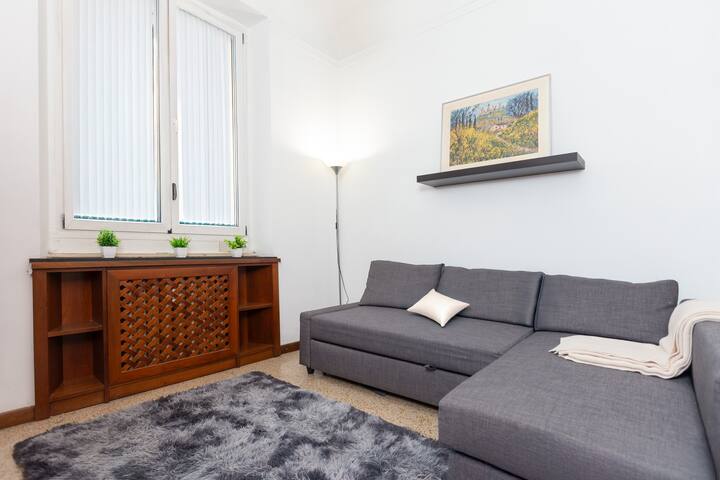 La Nuvola Exclusive Apartment {City Center} gallery image 2