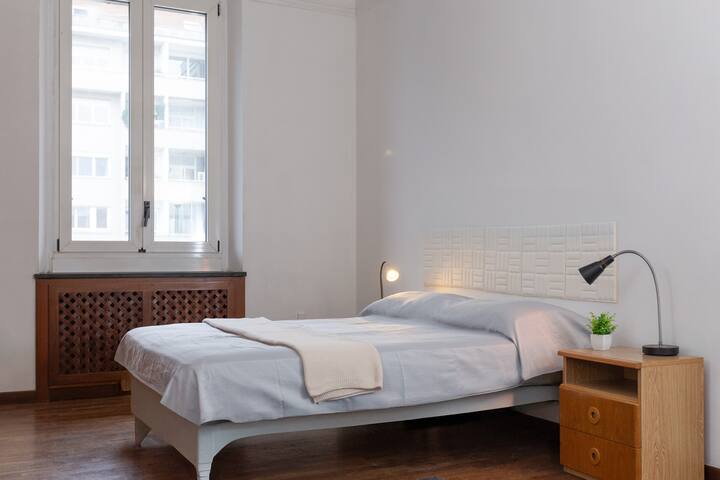 La Nuvola Exclusive Apartment {City Center} gallery image 5