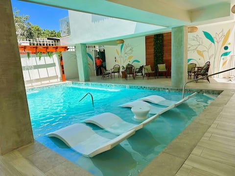 Nautilus Hotel-Standard King Bed Room With Balcony