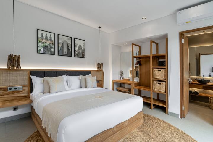 Villa Jalak : 5 BR with Private Gym in Ubud