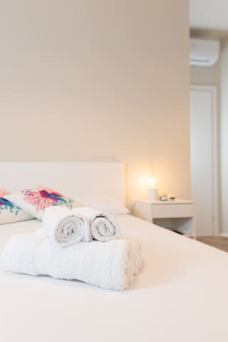 Dreams Apartment 101 {Free Parking / M1 Station}