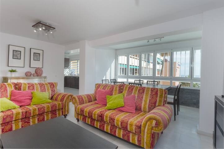 SmartRent managed Airbnb listing 1