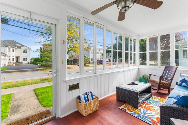 New Listing Discount! 3BR/2BA-Sleeps 6 w/Game Room gallery image 5