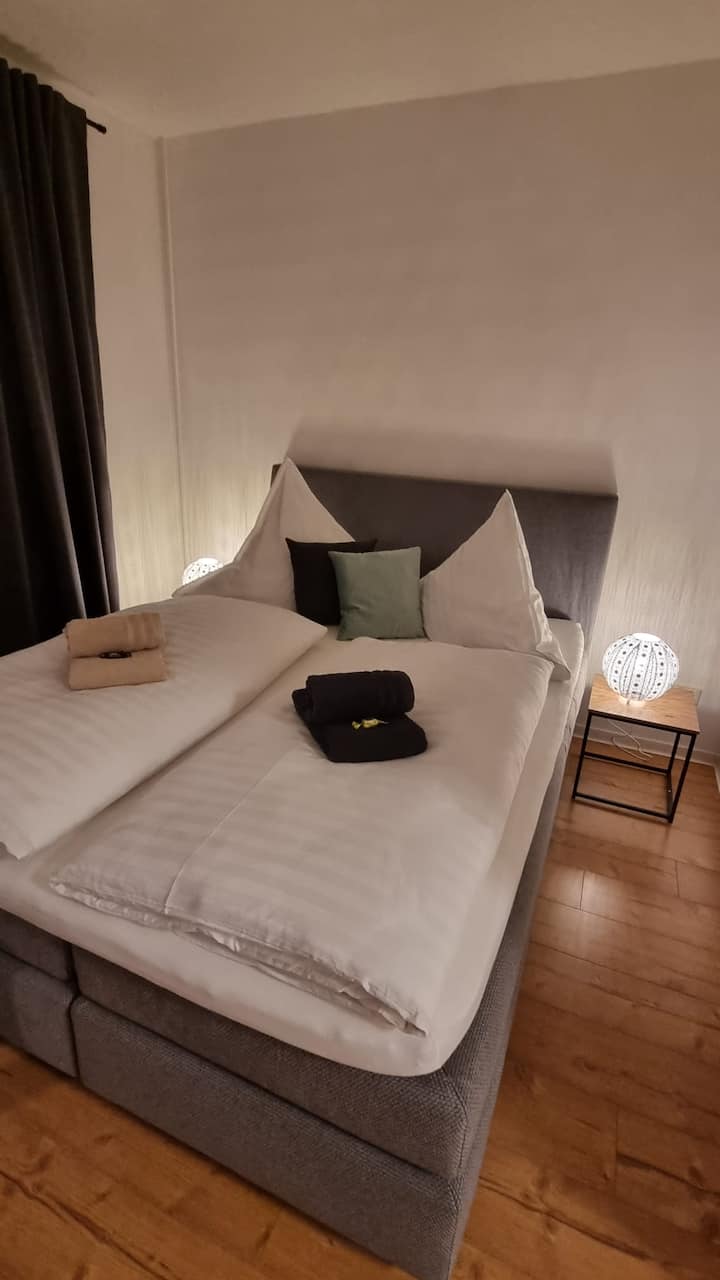 غرفة النوم 1