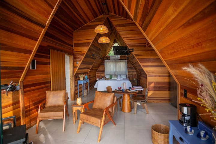 Cabana A-frame Em Cunha Com Rede Suspensa - Brasil