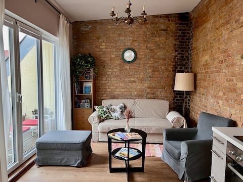 Sunny attic, 2 bedrooms, terrace