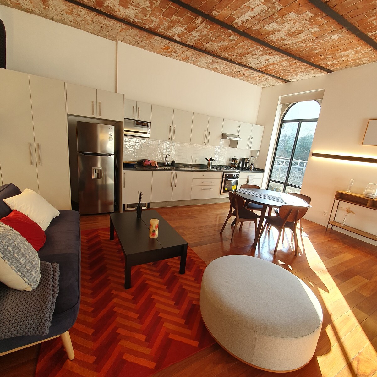 Top Airbnb: Unique Loft in ROMA! in Cuauhtémoc