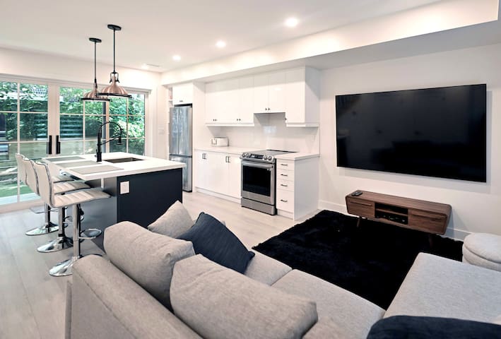 Riverdale Laneway Suite