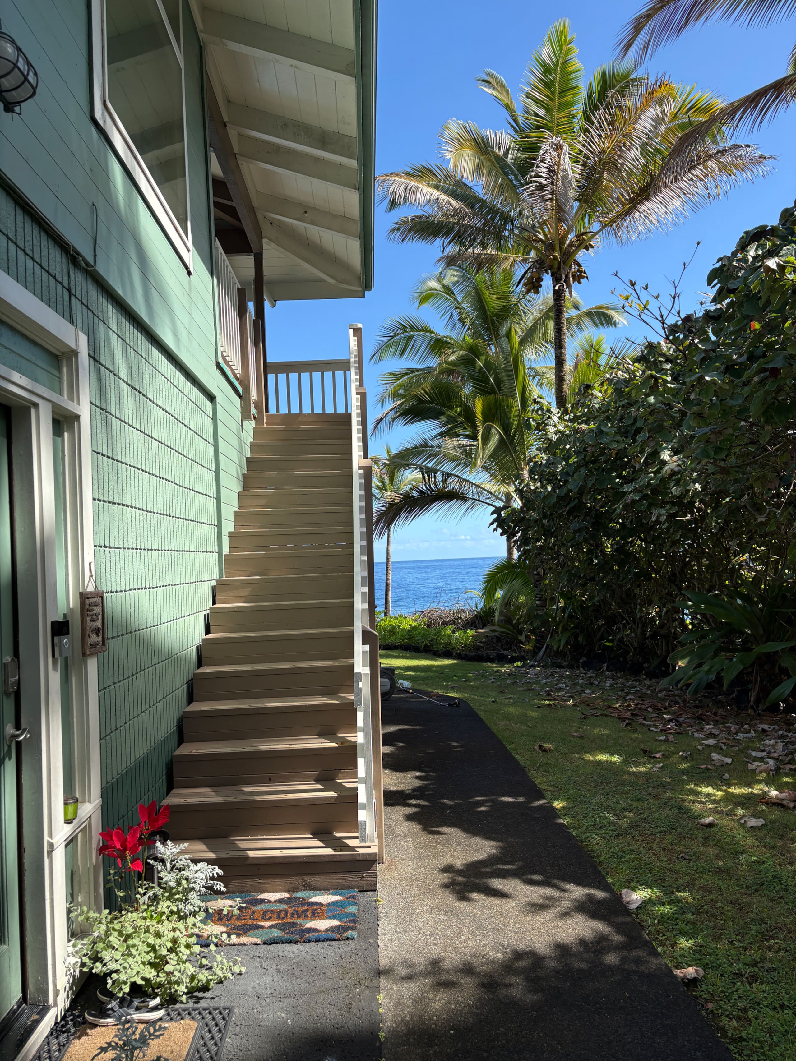 Home in Keaau · ★4.95 · 2 bedrooms · 2 beds · 1 bath - Image 32