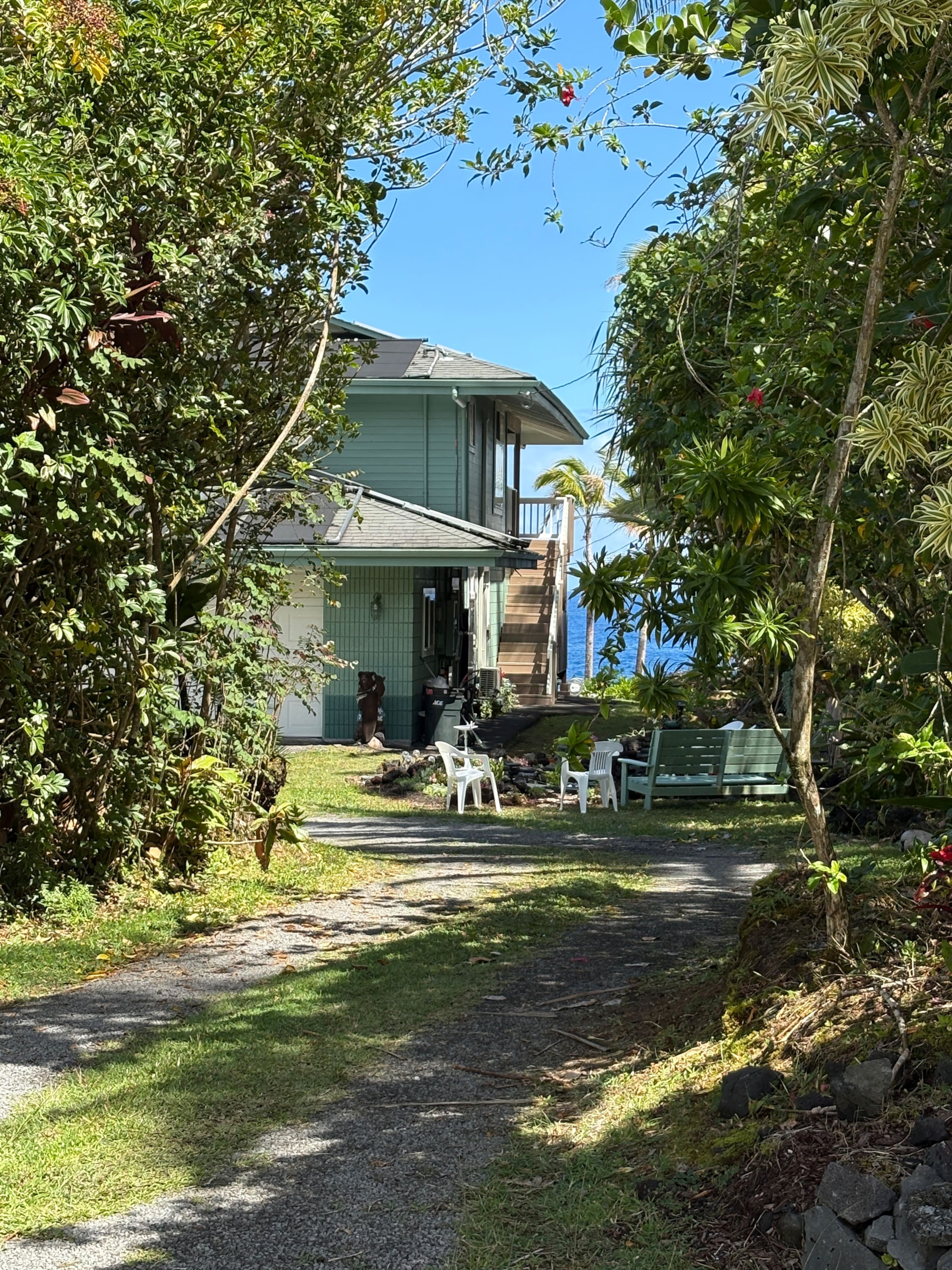 Home in Keaau · ★4.95 · 2 bedrooms · 2 beds · 1 bath - Image 23