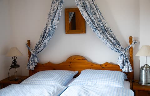 Top performing Airbnb: Stylish apartment with balcony in Altenmarkt Im Pongau