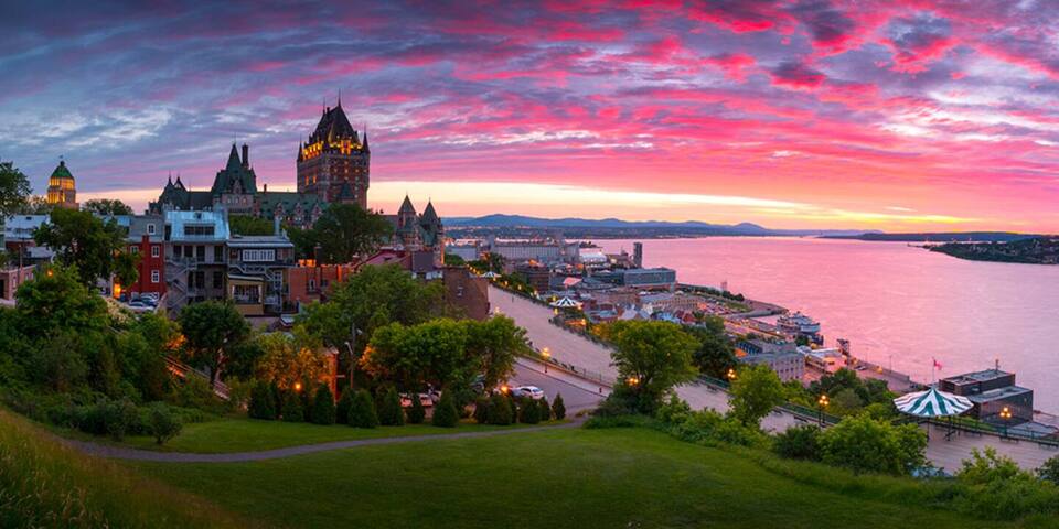 Peaceful, City Center, Parking gallery image 5