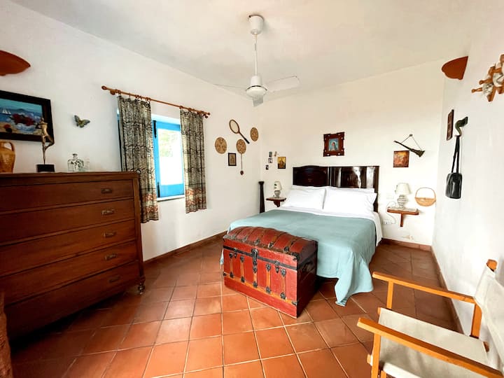 საძინებელი 1