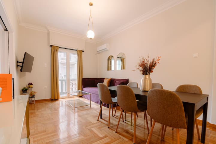 Acanthus Art Deco |250m Metro |Archaeology Museum