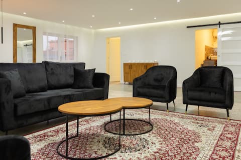 Le Terrazzo, Downtown CTN, 9 minutes from the airport