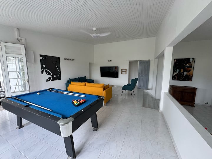 Villa Avec Piscine Et Billard - Martinique