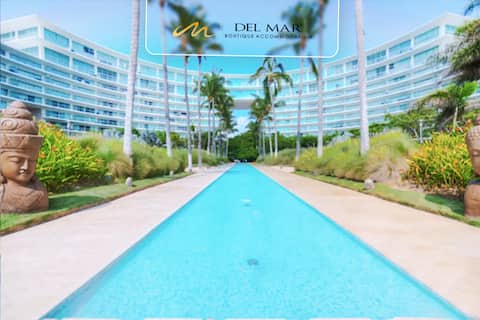 Waterfront condo w/ beach access