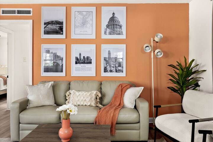 Tarrytown | 6BR | 2 Duplexes | Near DT&UT |Arcade gallery image 3