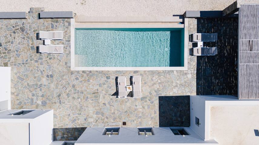 Alcyone Paros Two gallery image 3