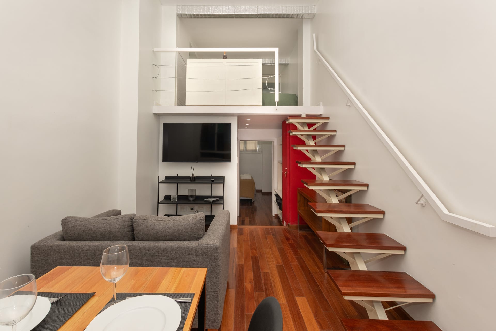 Apartamento duplex no térreo com 2 dormitórios em Recoleta