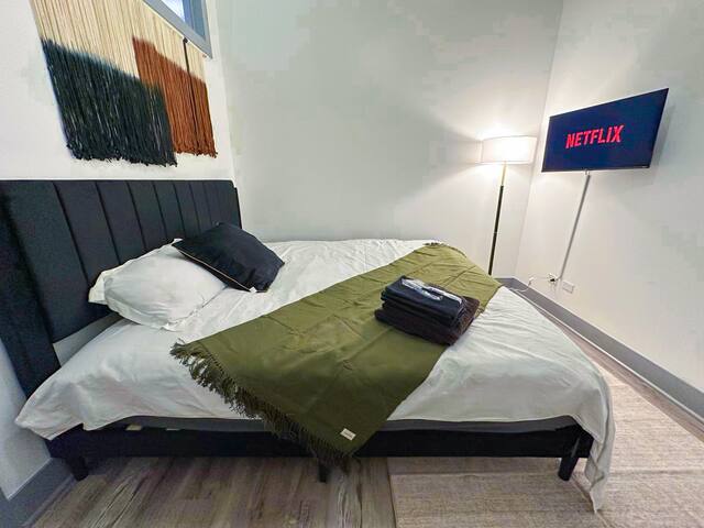 Spacious 6BR Suite Near McCormick & Soldier Field gallery image 4