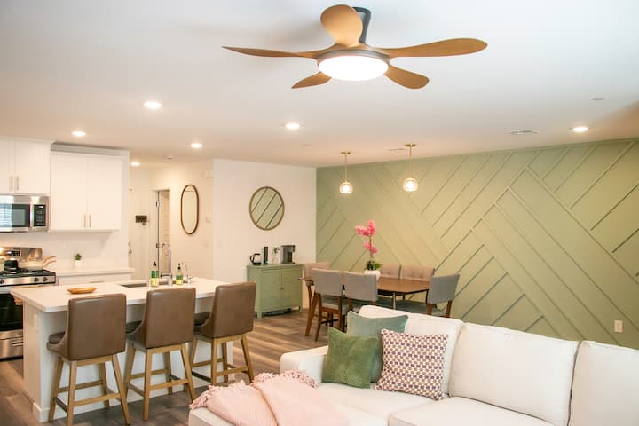 Quiet 2025-built Home Near Parks, Shops & Dining - Henderson
