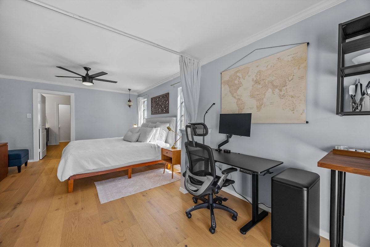 South Austin Suite
