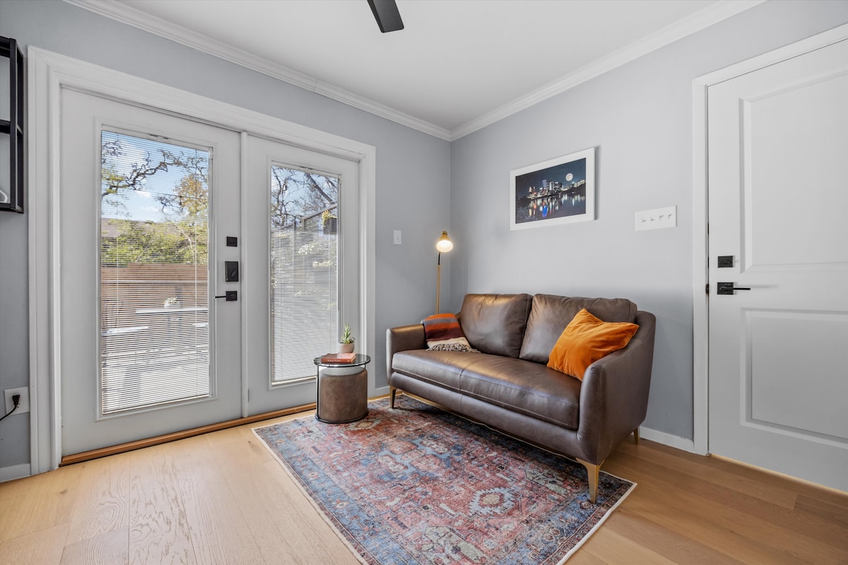 South Austin Suite