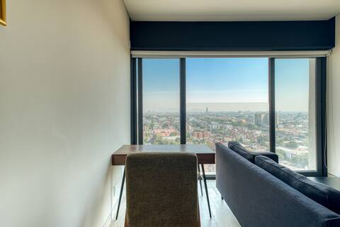Top Airbnb: House of Mirrors steps from Reforma and Polanco in Verónica Anzures