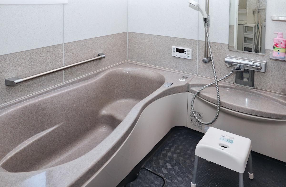 フルバスルーム