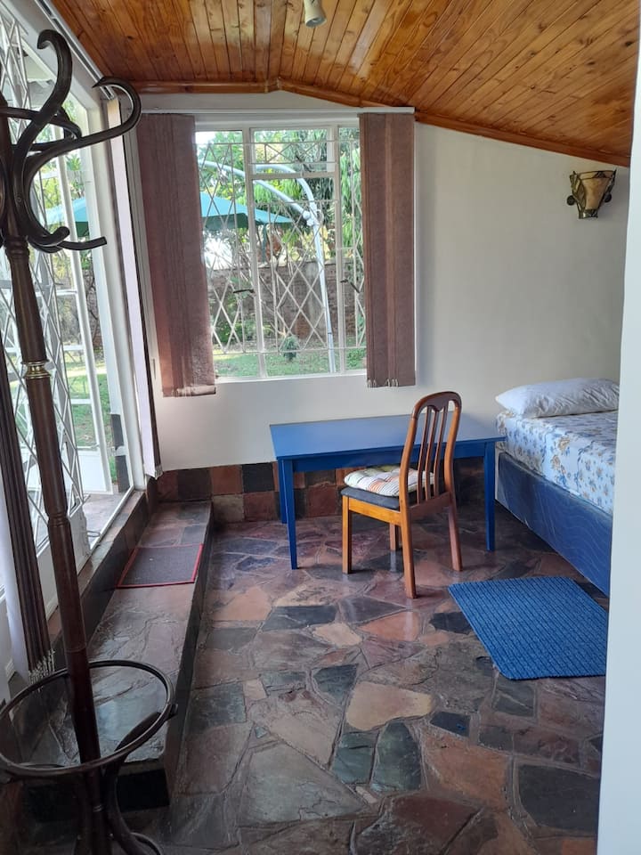 Garden Cottage - Zimbabwe