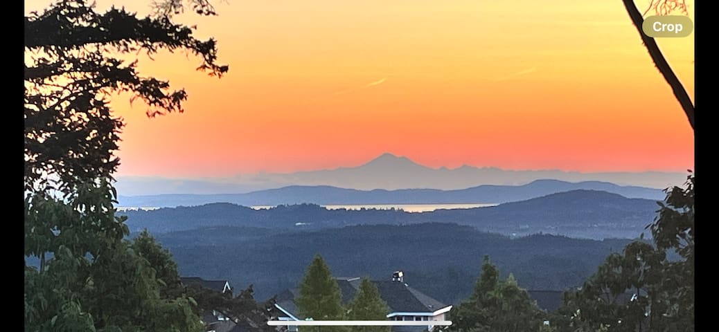 Enormous House Amazing View for Big Group