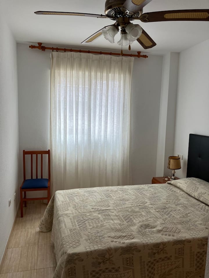 غرفة النوم 1