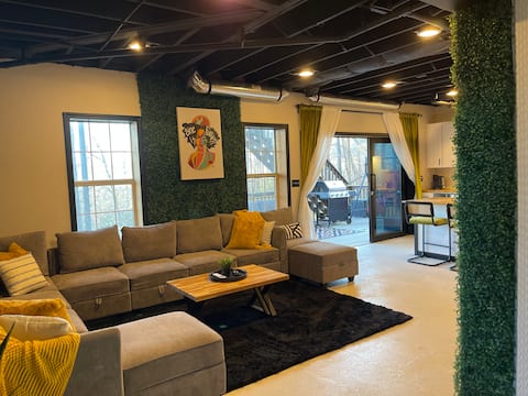 Top Airbnb: *2 Bdrms* Battery ATL * Private* 5 Star Retreat* in Mableton
