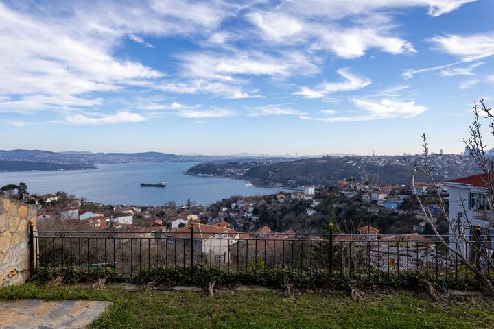 Viewpoint Villa : Views | Garden | BBQ | Piano |AC gallery image 4