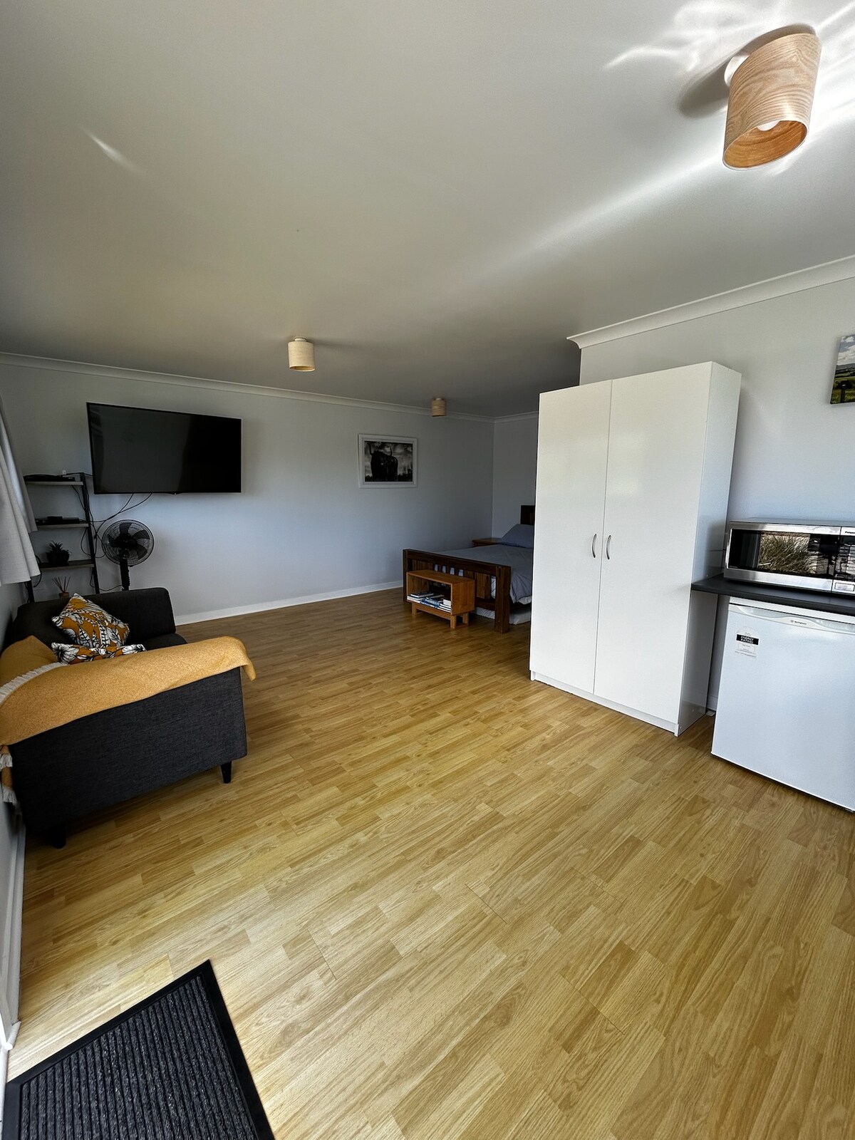 Top Airbnb: Country Coastal Escape in Waipū