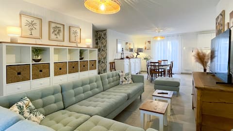 Top performing Airbnb: Quiet house between land and sea in Saint Palais Sur Mer