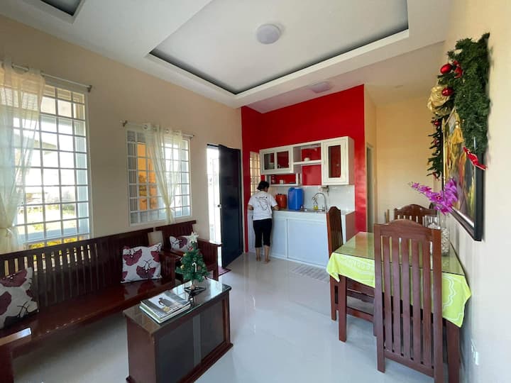 Balay Da Megkish - Laoag
