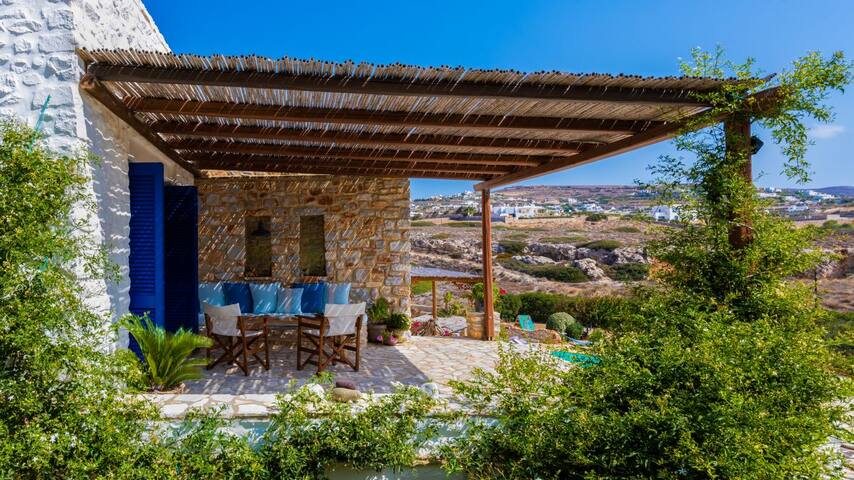 Blue Greens eco friendly luxury villa gallery image 3