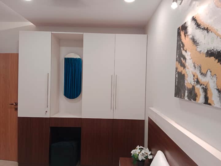 Bedroom 4 image 1