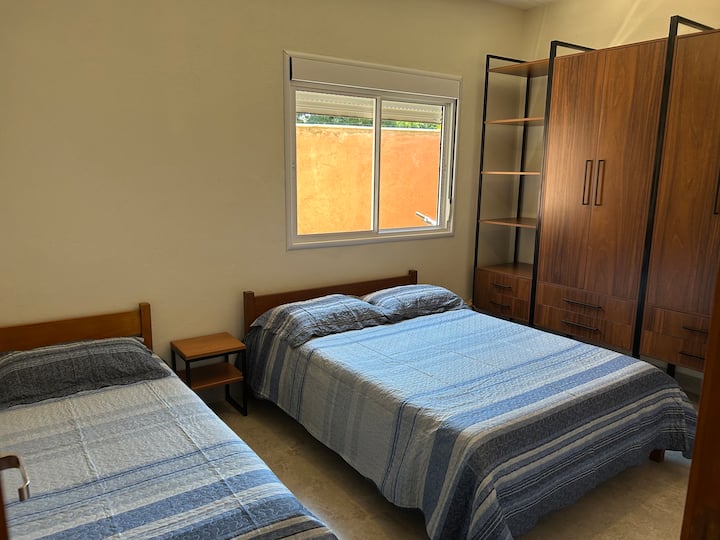 单人床和标准双人床，D33床垫