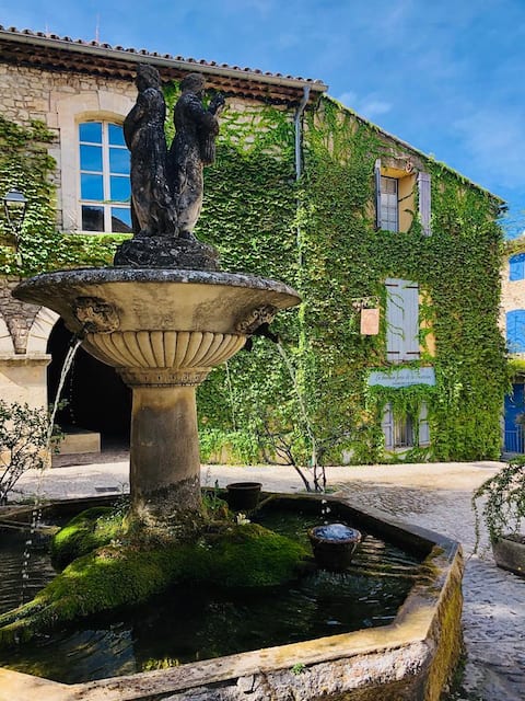 Charming house in Provence, 4 to 10 people