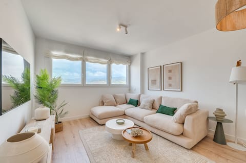 Successful Airbnb property: Sky Urban Tower in Martiricos