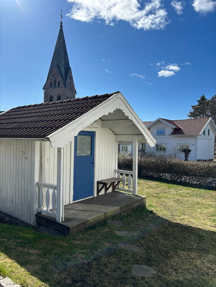 يحتوي على سرير بطابقين