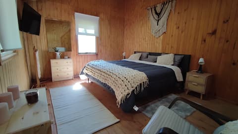 Las Trancas Skiers Cabin Hot tub available