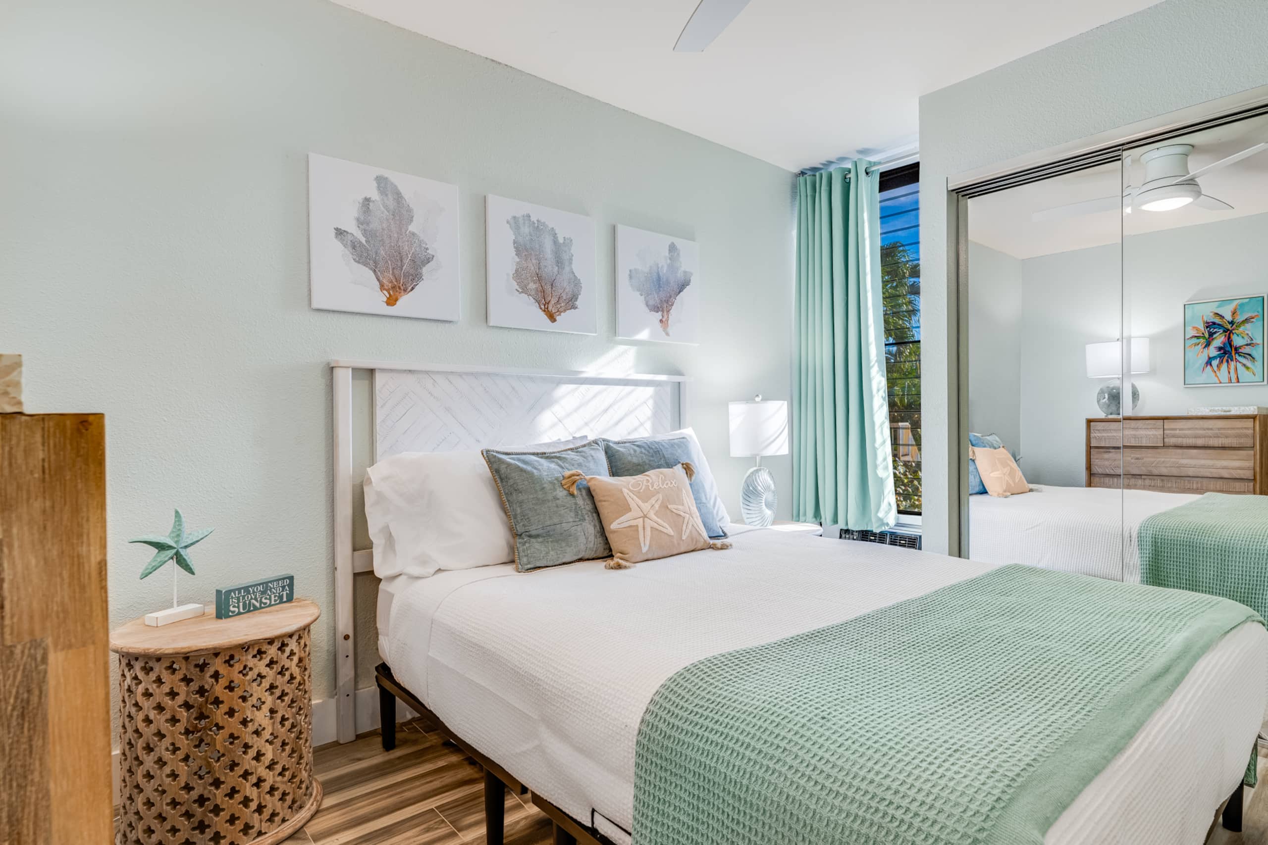 Modern Oceanview! AC, Beach, Pool, Hot Tub! - Image 21