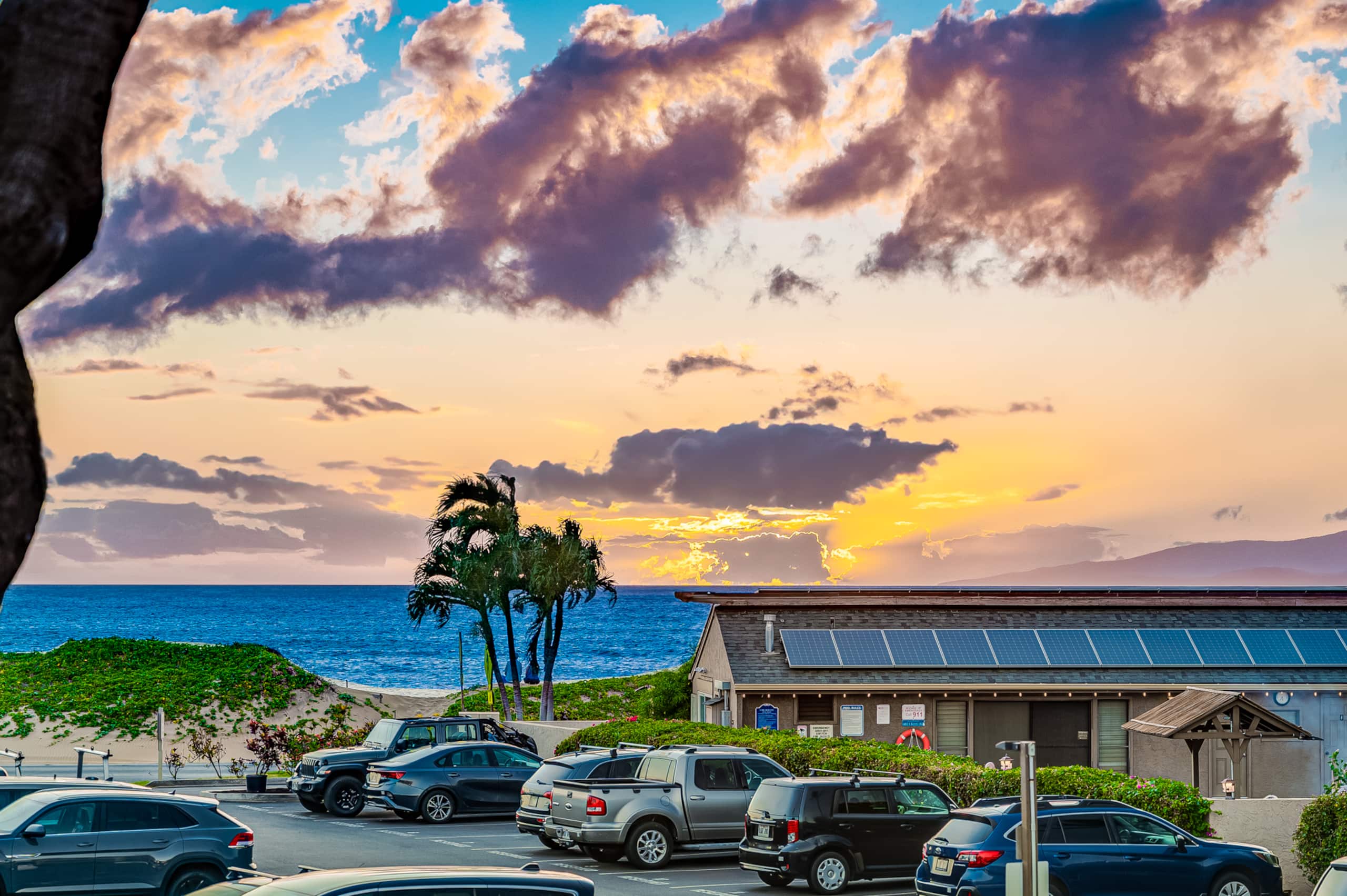 Modern Oceanview! AC, Beach, Pool, Hot Tub! - Image 36