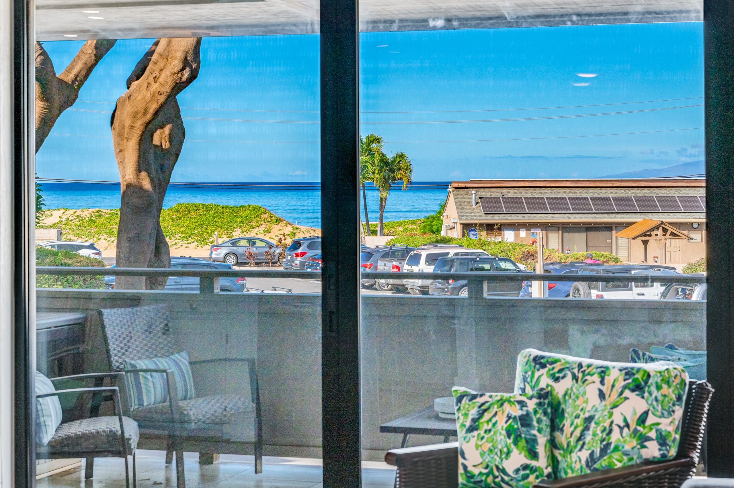 Modern Oceanview! AC, Beach, Pool, Hot Tub! - Image 2