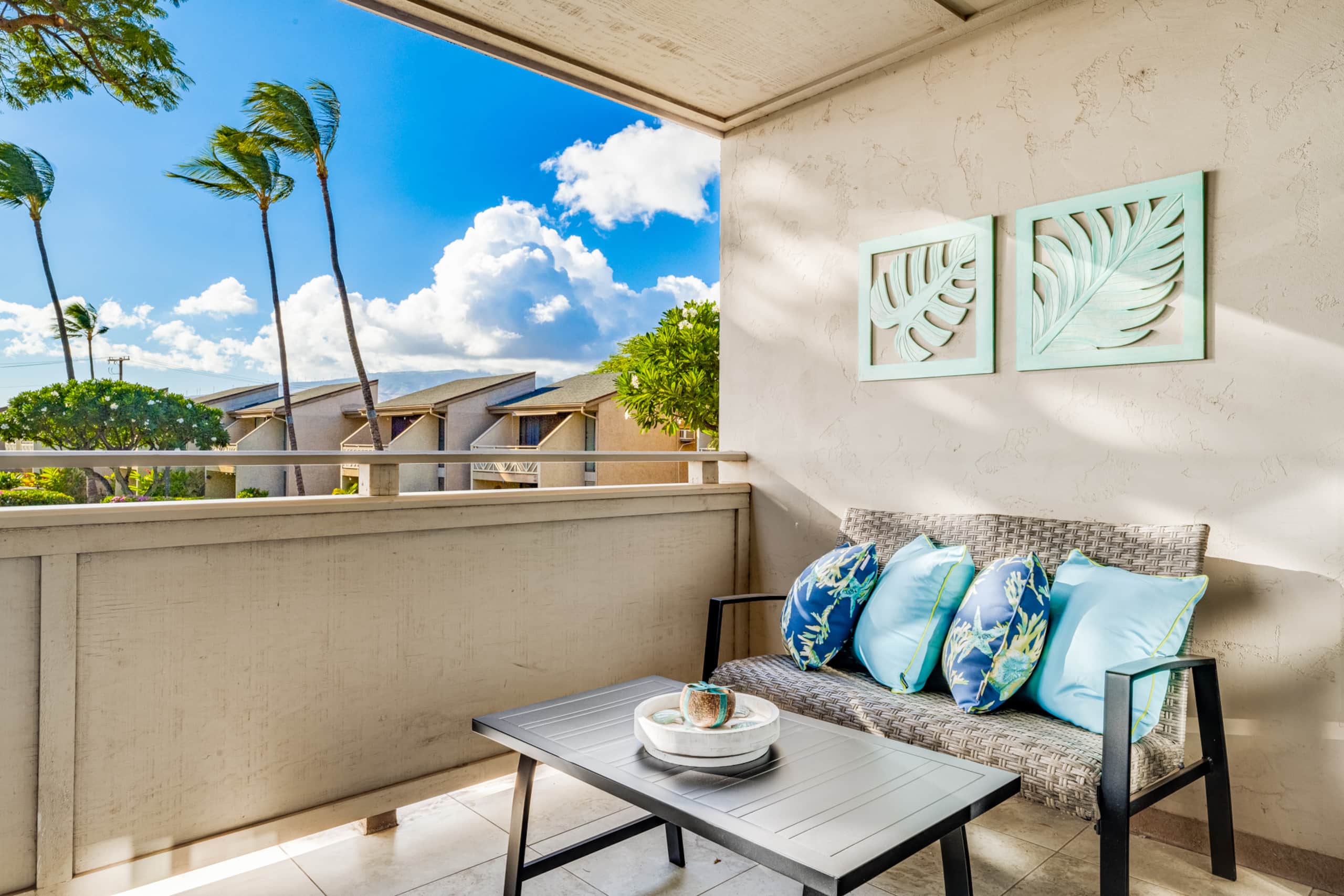 Modern Oceanview! AC, Beach, Pool, Hot Tub! - Image 28